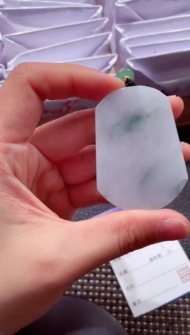 颈饰未镶嵌翡翠20251231