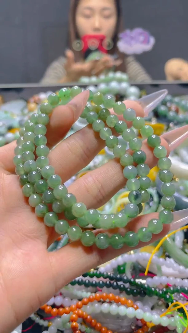 颈饰未镶嵌翡翠5MM