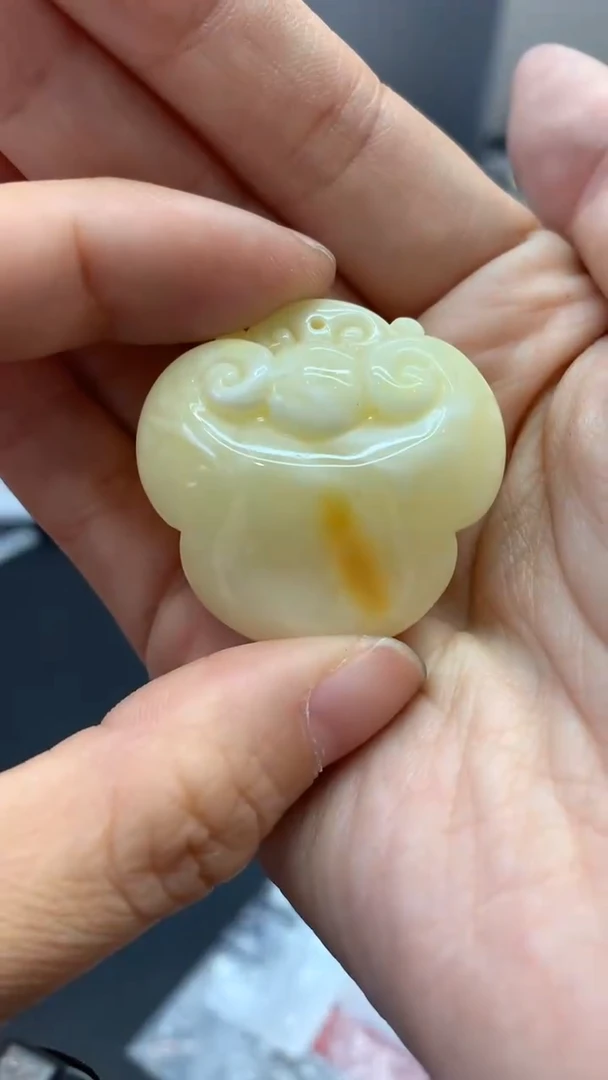 未镶嵌琥珀珠宝奇石2583