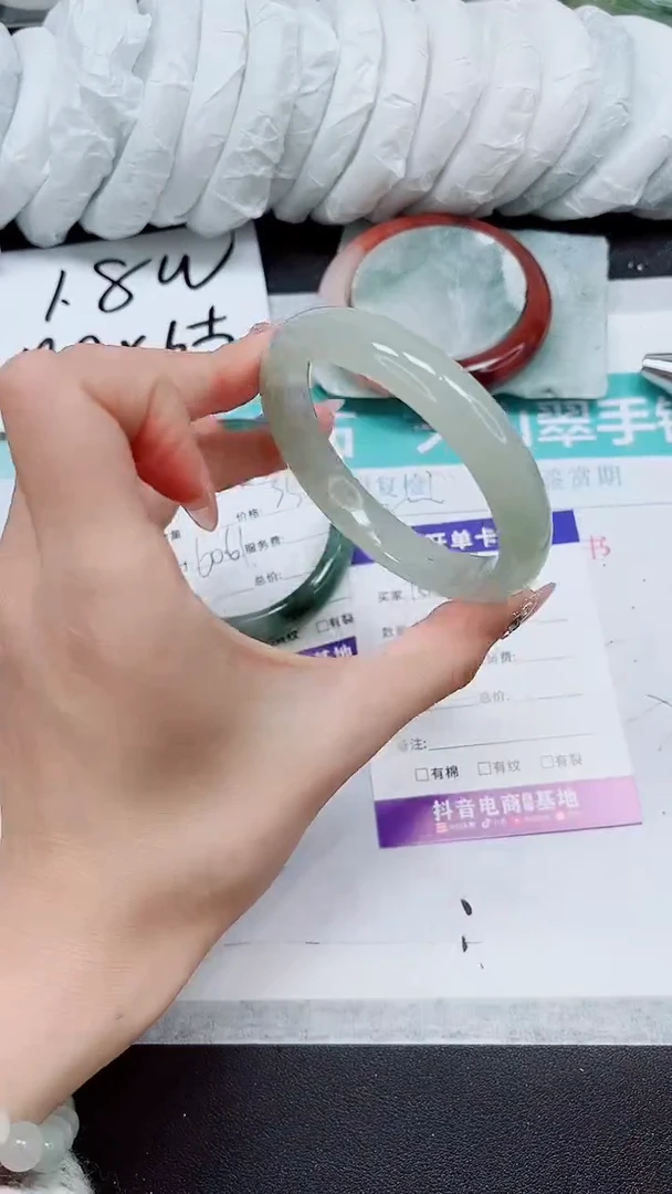 【闪购商品】石英质玉手镯未镶嵌A167-58/59