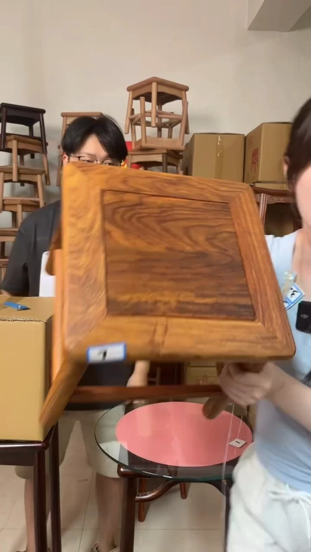 花梨木类刺猬紫檀小方凳