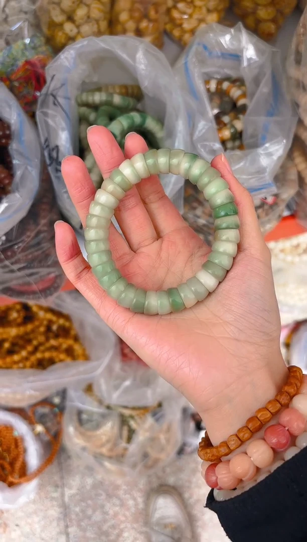 吊坠菩提根/象牙果H13  H13