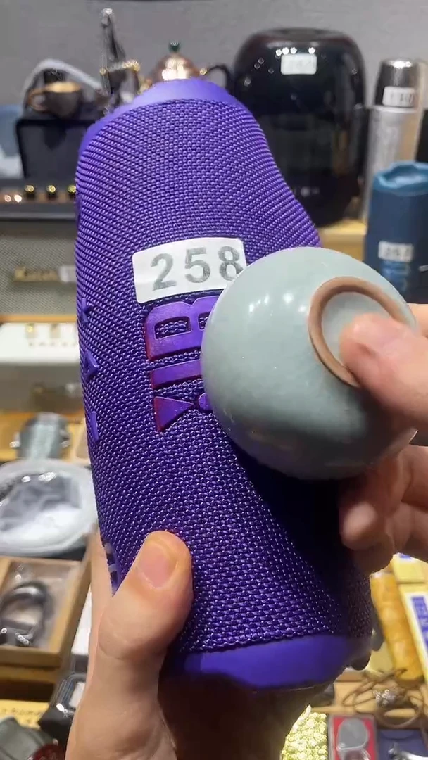 瓷片闪购商品 如图所示