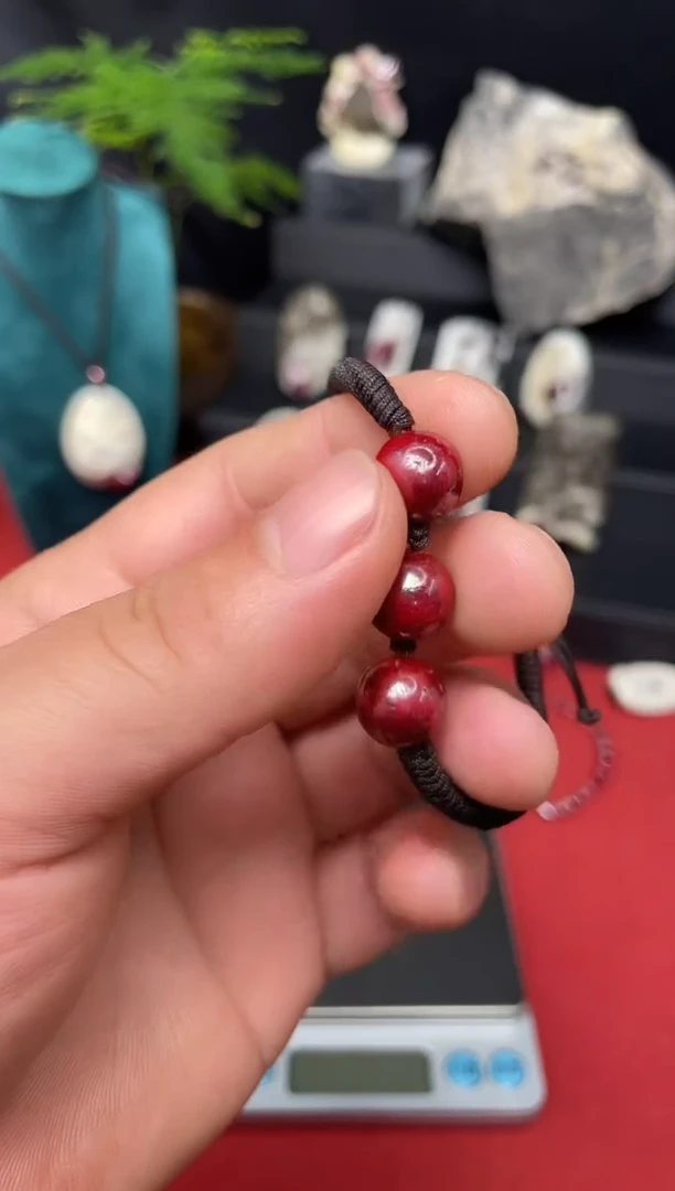 天然辰砂原矿手链