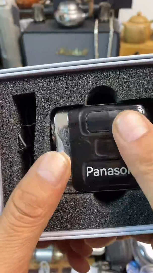 瓷片闪购商品  如图所示