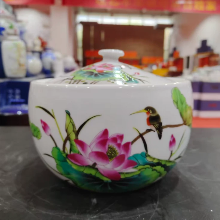 家和万事兴荷花储物罐(3斤)