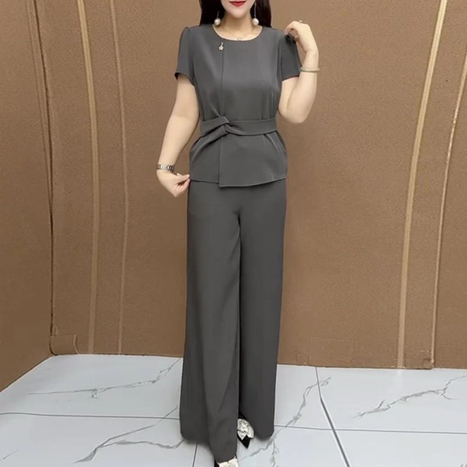 夏季时髦宽松显瘦减龄短袖加裤子套装潮流女士休闲遮肉纯色一整套