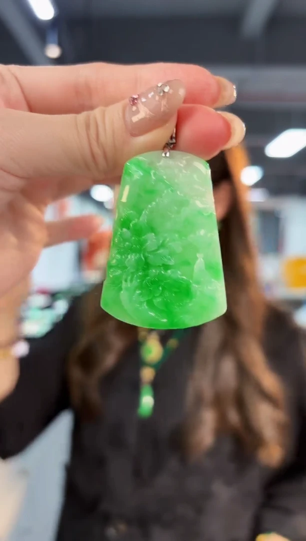 【闪购商品】翡翠颈饰18K金镶嵌缅料A货/支持复检/一件