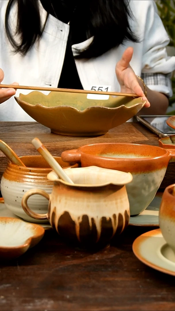 盘高颜值粗陶餐具限时抢购