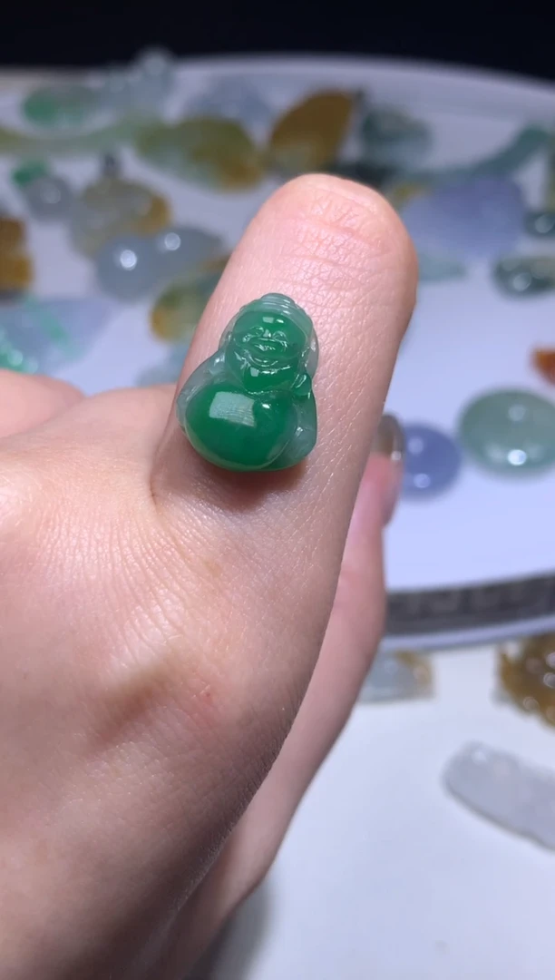 未镶嵌定制翡翠毛货