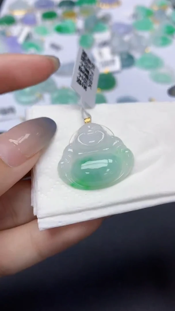 翡翠18K金镶嵌颈饰天然缅甸a货翡翠