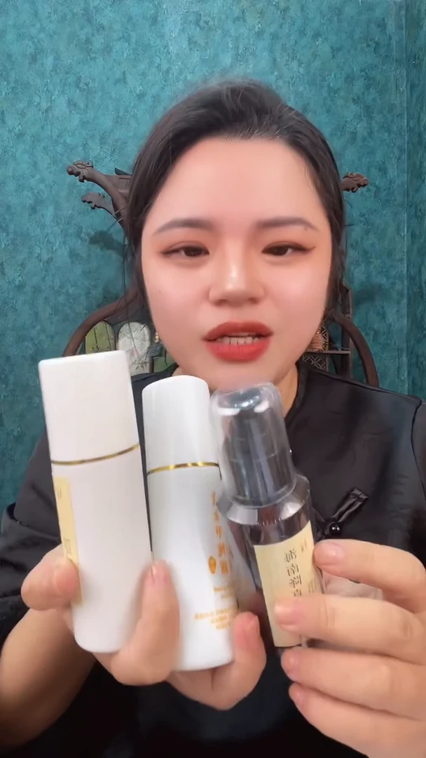 泥塑老山檀+降真香纯露