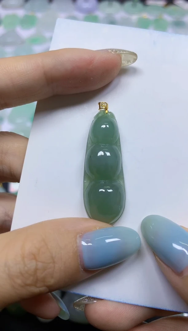翡翠18K金镶嵌颈饰天然翡翠A货