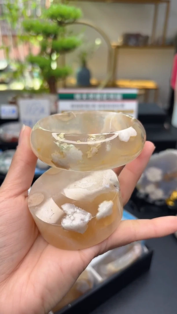 【闪购商品】石英质玉手镯未镶嵌C383(61圈赠送镯心)