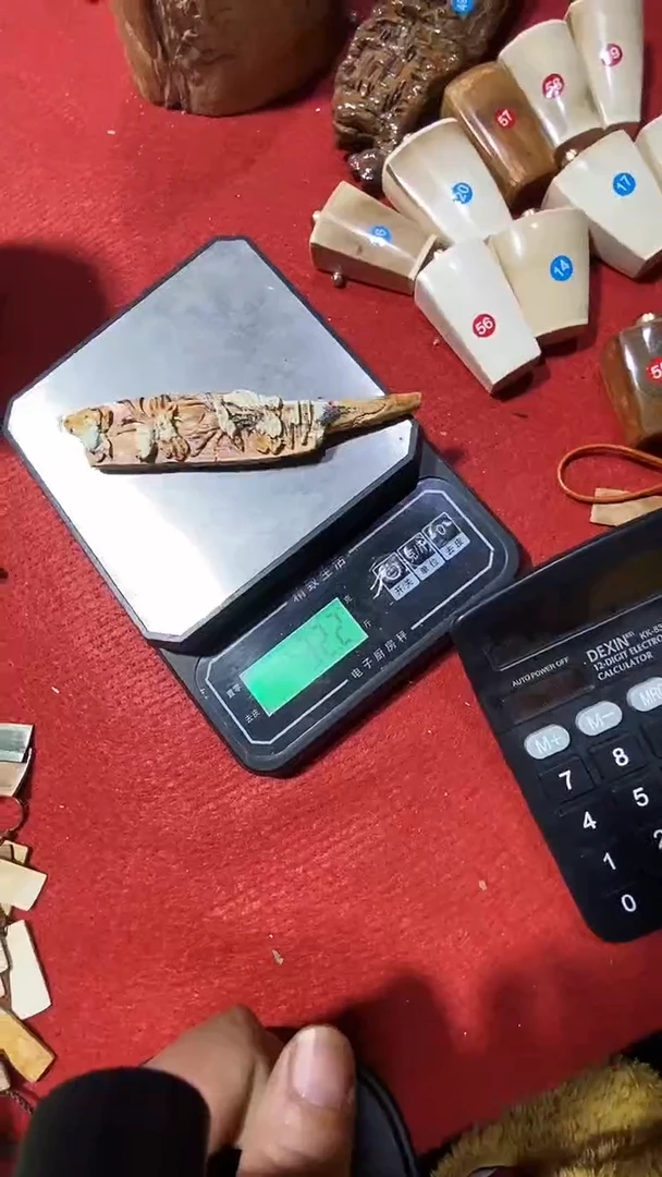 泥塑小把玩件摆件