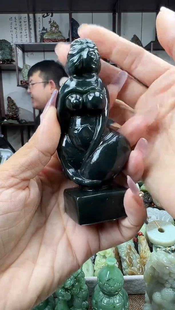未镶嵌和田玉把件1