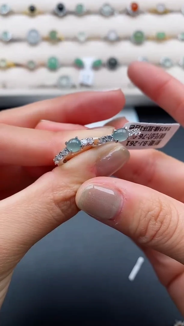 银S925镶嵌戒指翡翠111111111+4