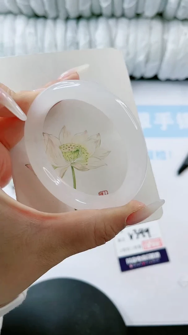 【闪购商品】石英质玉手镯未镶嵌多样性发货V399