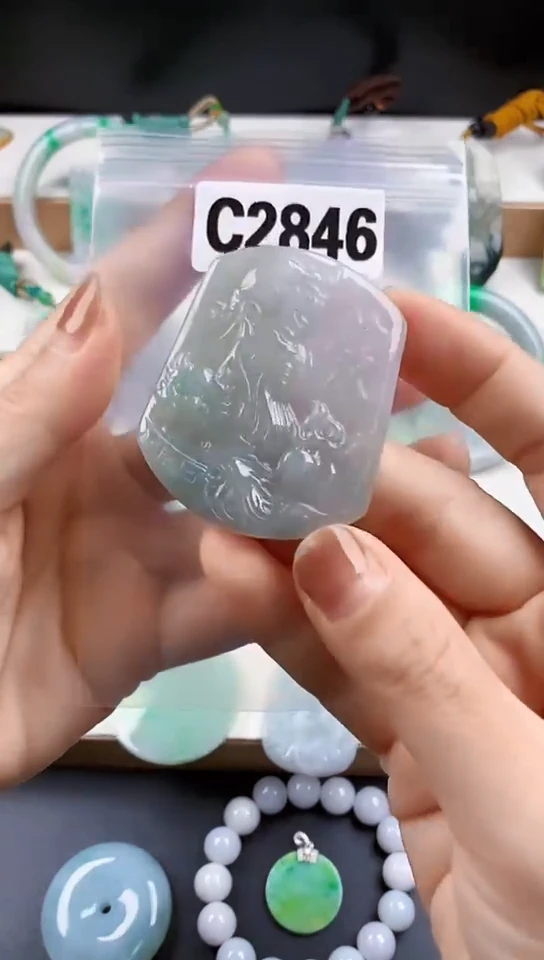 颈饰未镶嵌翡翠天然翡翠吊坠挂件