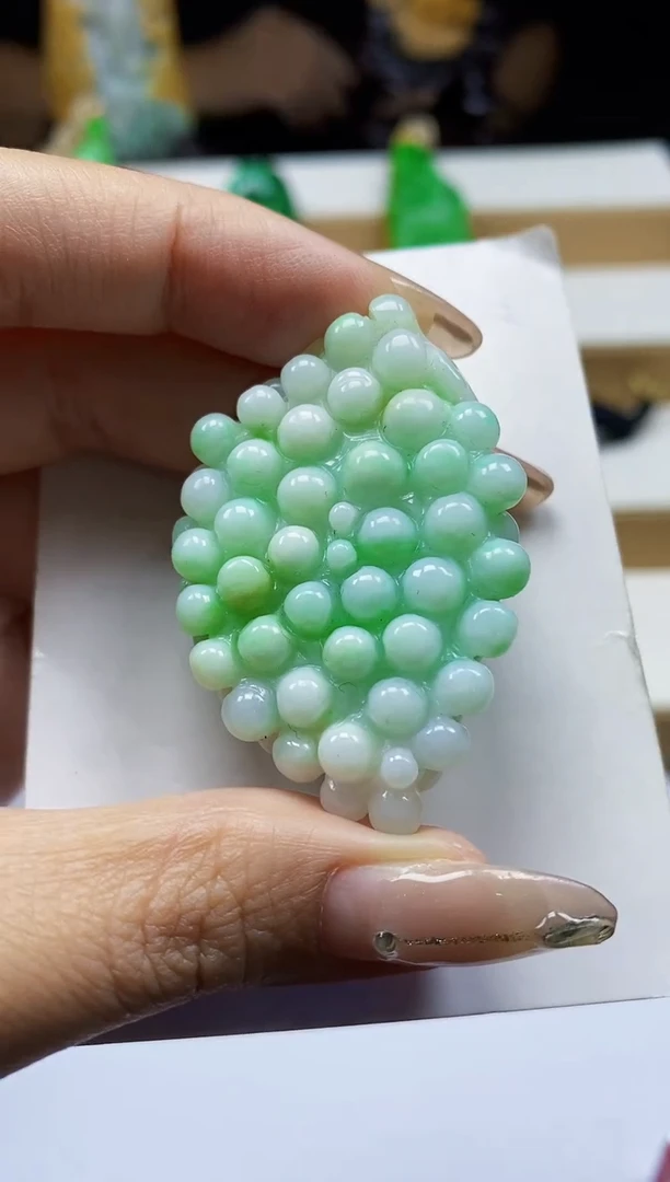 颈饰未镶嵌翡翠翡翠A货