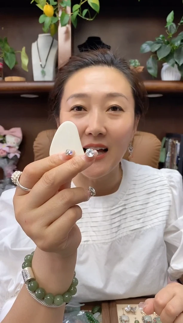 未镶嵌岫玉手把多样性发货其中发一