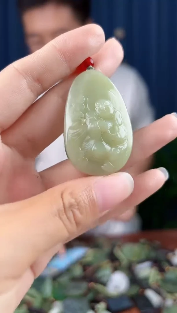 未镶嵌和田玉挂件拍一发一，多样性发货