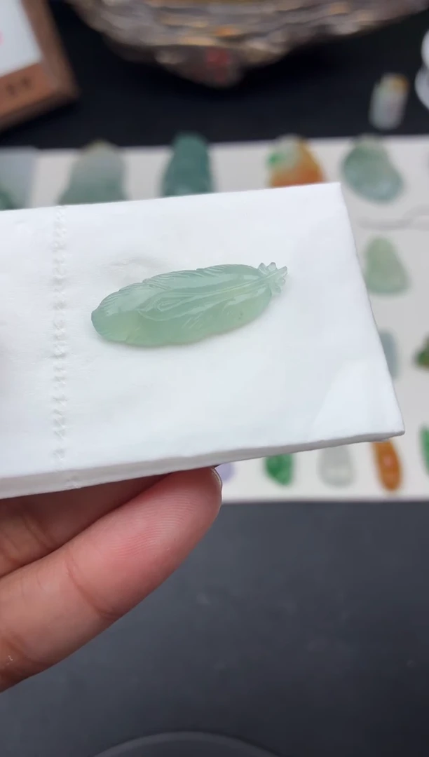 未镶嵌定制翡翠
