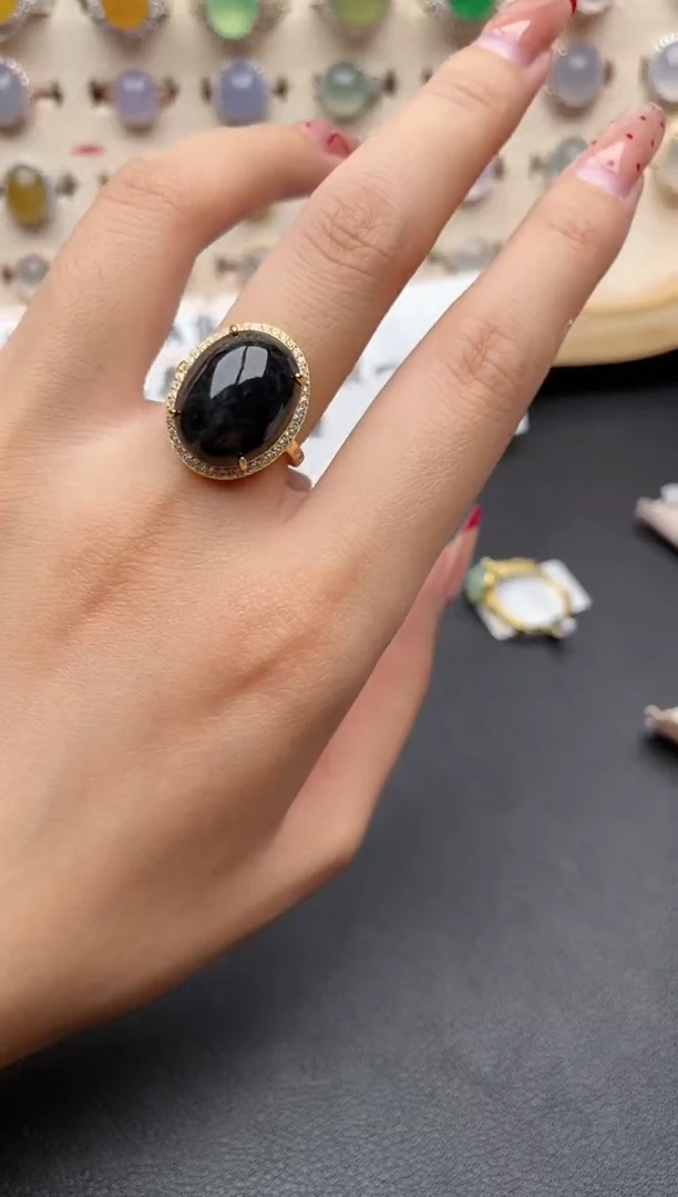 【闪购商品】翡翠戒指银S925镶嵌一物一证一礼盒