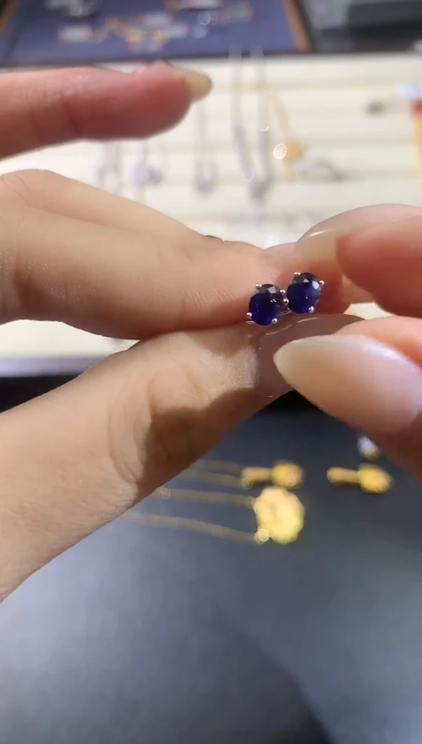 耳饰蓝宝石18K金镶嵌W227|多样性发货一件1680