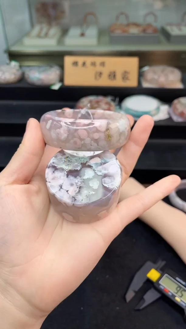 未镶嵌手镯石英质玉55圈口（赠品镯心）3S5525