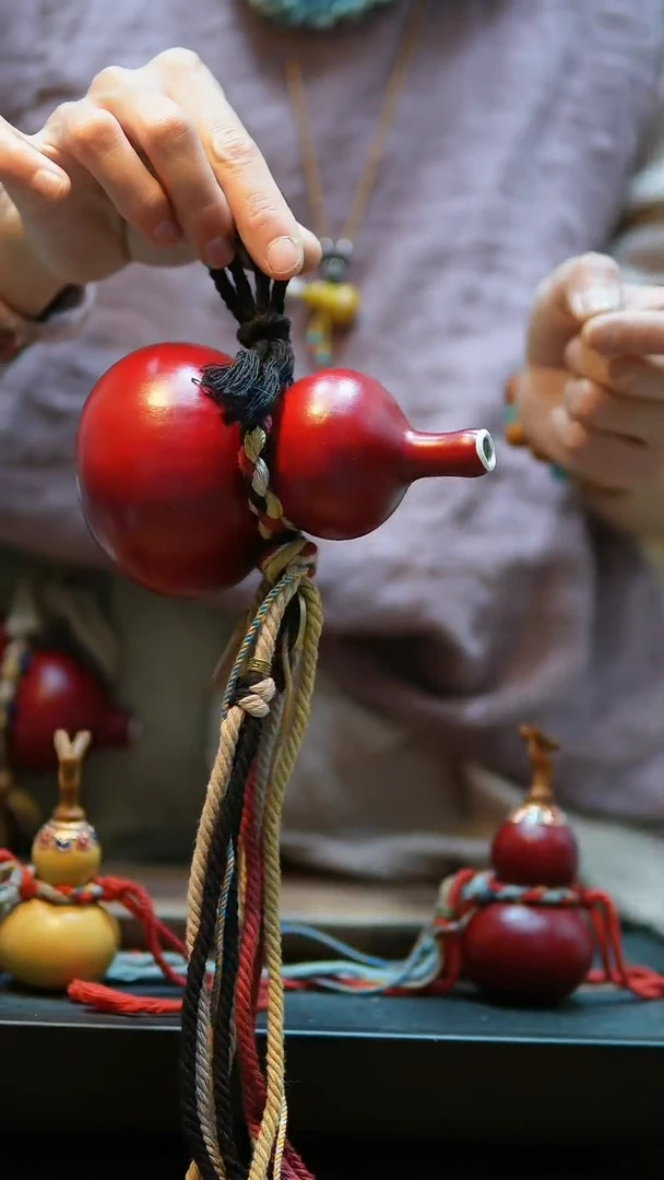 【路师傅原创手作天然葫芦】（编号Q26