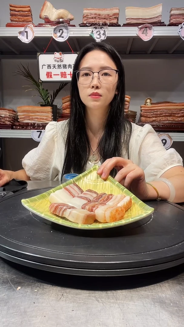 石材道***虎天然石材柳州猪肉石10