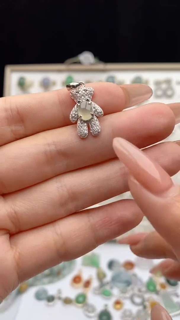 翡翠戒指银S925镶嵌吃****皮天然A货翡翠