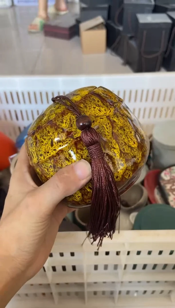 无运费险有瑕疵的摄影的产品有使用过的痕迹有点脏介意勿拍