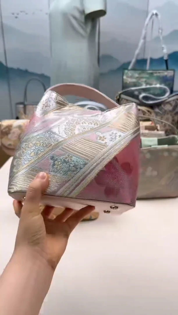 织绣精选默认有色差