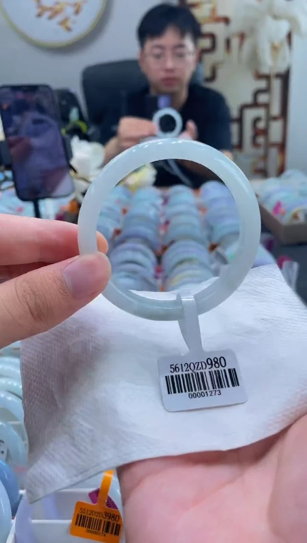 未镶嵌手镯翡翠031-55