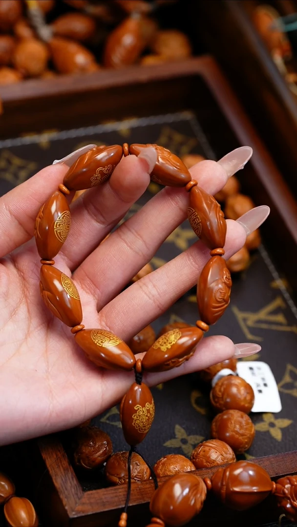 【闪购商品】橄榄核吊坠苏工橄榄核