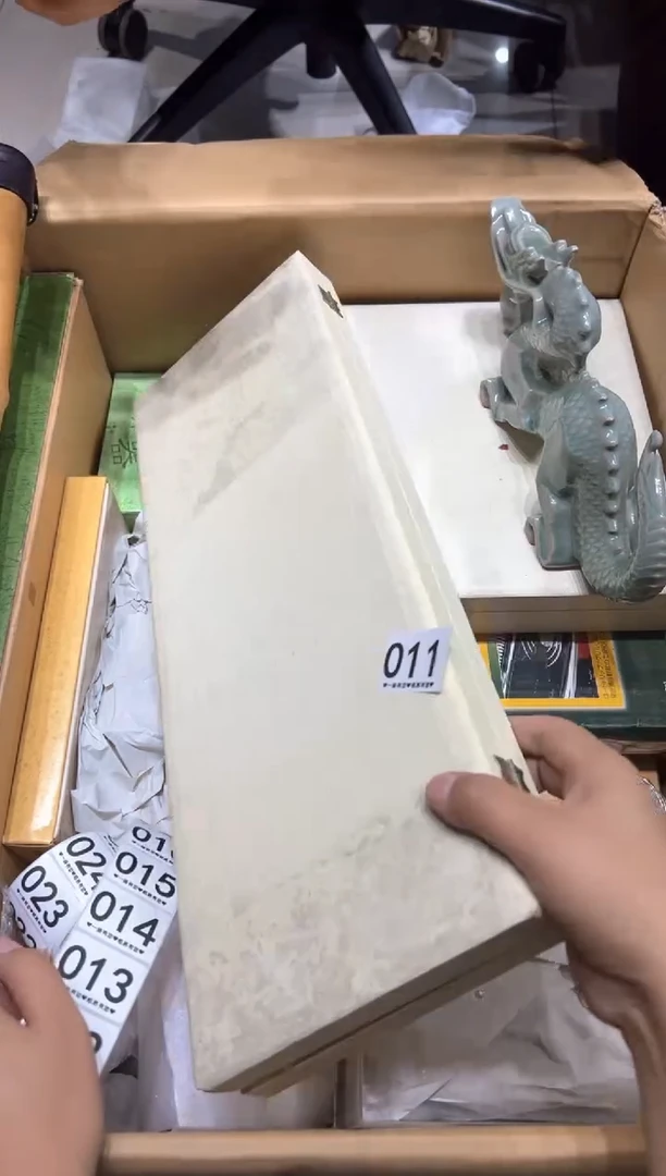 瓷片是**呀011..........