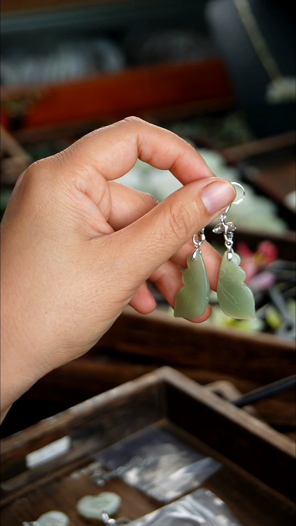 未镶嵌和田玉耳饰001