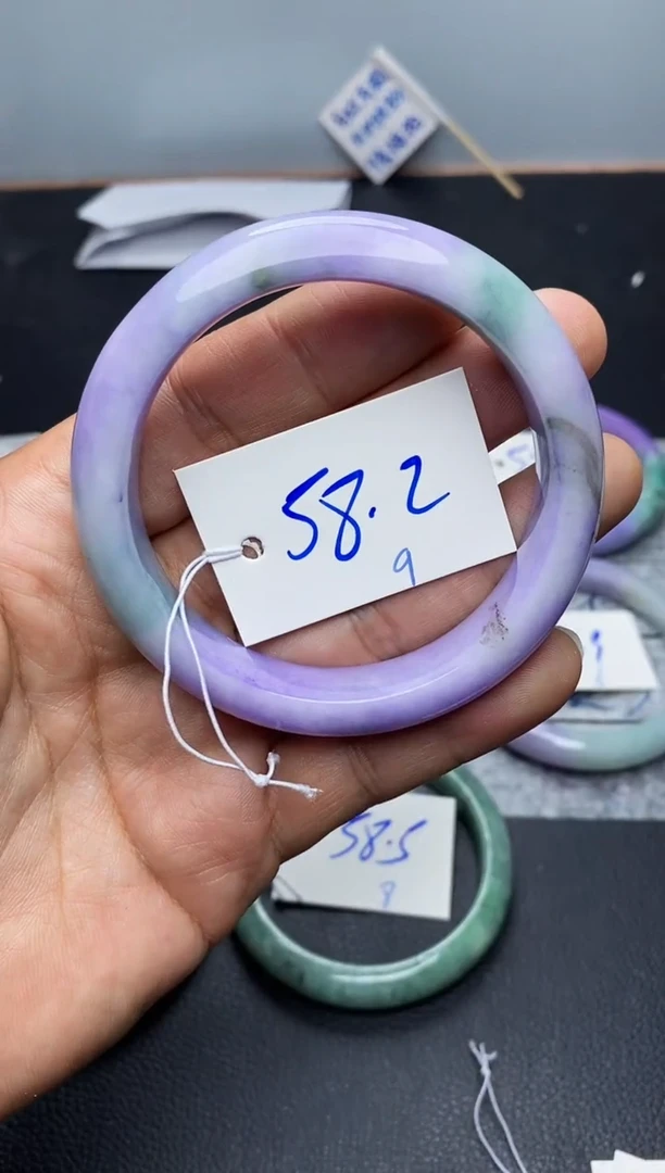 未镶嵌手镯翡翠9