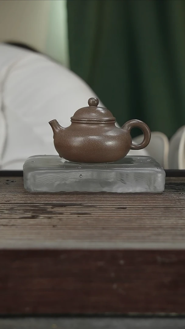 茶壶紫砂38号180CC