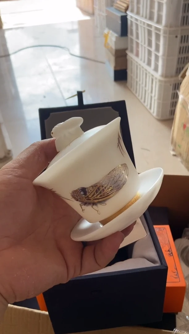 杯无运费险有瑕疵的摄影的产品有使用过的痕迹有点脏介意勿拍
