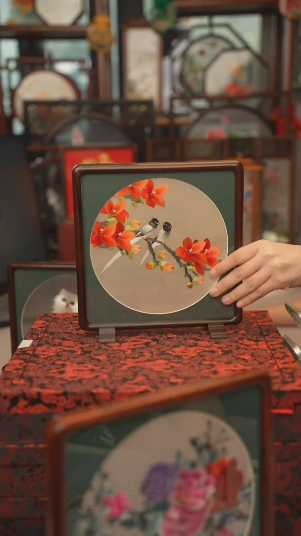 扇子苏绣双面绣四方台屏红木框大号20CM