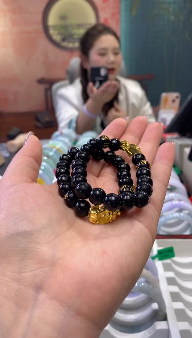 【闪购商品】黑曜岩手串合金005461/多样性发货