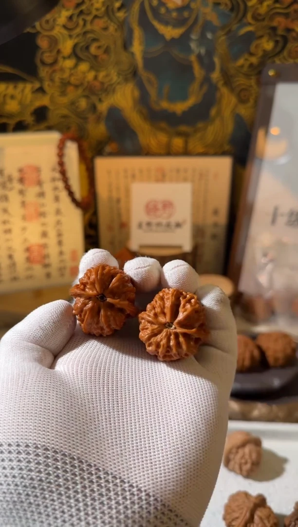 文玩核桃把件36全品沈鸡