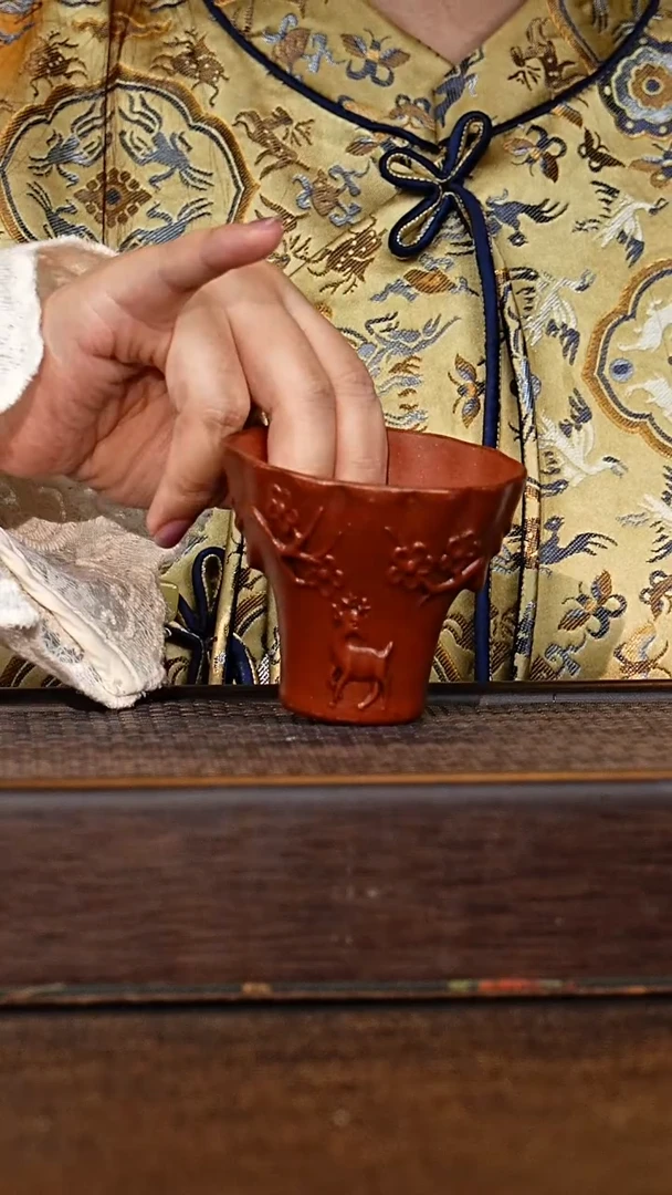 J福禄花器红泥杯