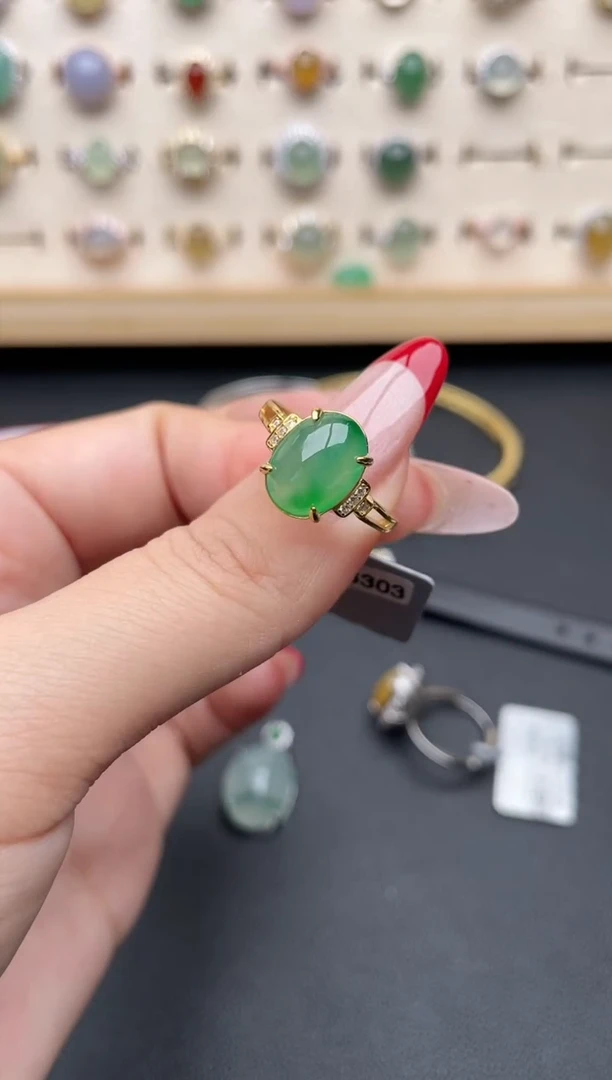 【闪购商品】翡翠戒指银S925镶嵌一物一证一礼盒