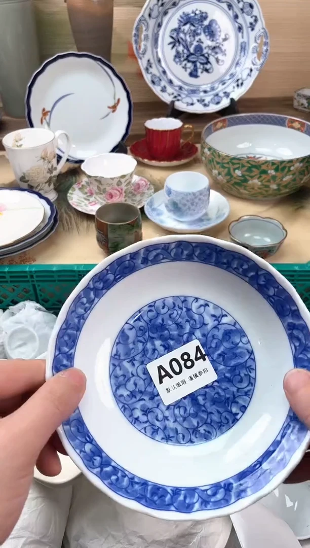 瓷片欣**荣084