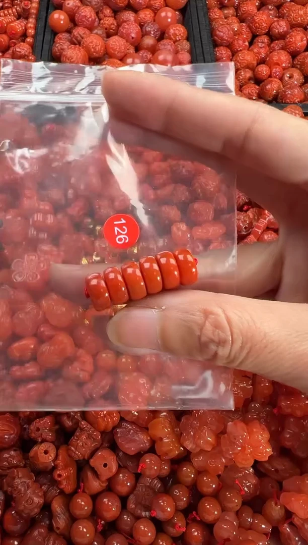 【闪购商品】南红玛瑙颈饰未镶嵌1