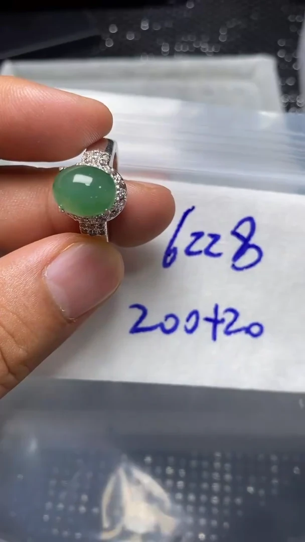 定制翡翠未镶嵌天然缅甸翡翠A货